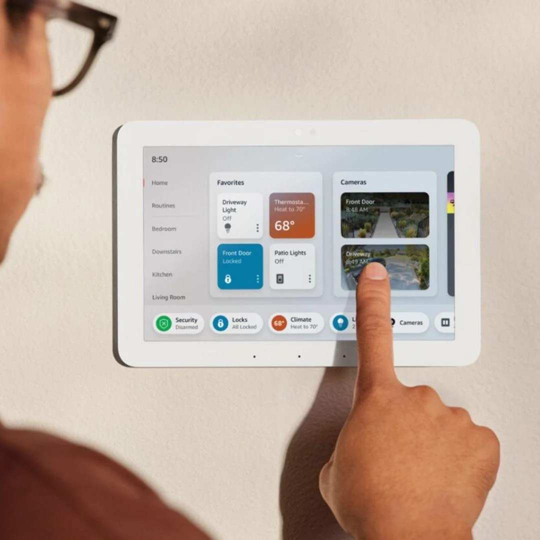 Amazon Echo Hub 8″ Smart Home Control Panel – White Touchscreen Display with Alexa, Zigbee, Matter, Thread & WiFi - Image 4